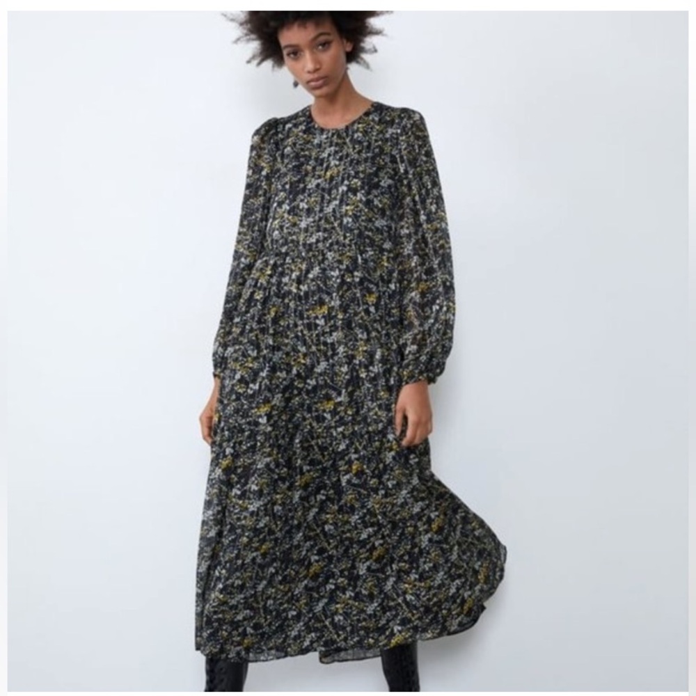 Zara Floral Long-Sleeve Maxi Dress in Black w Yellow Floral